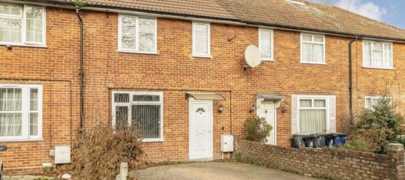 3 bedrooms House in Ealing, United Kingdom No. 5782 11