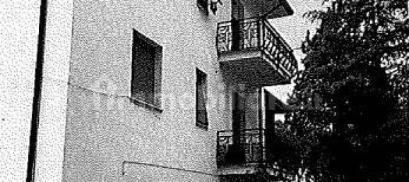 Apartamento de 5 dormitorios en Nocera Umbra, Italy No. 39047 66