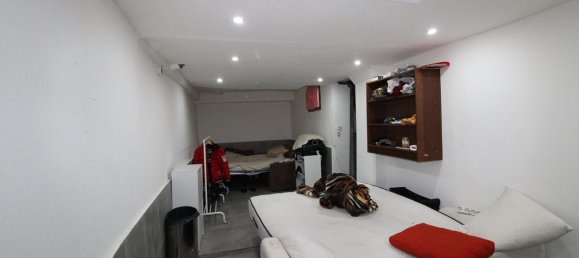 4 bedrooms House in Argenteuil, France No. 181315 4