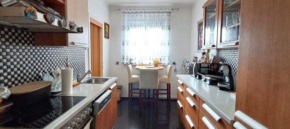 3-salle Appartement à Wiener Neustadt, Austria No. 142871 3