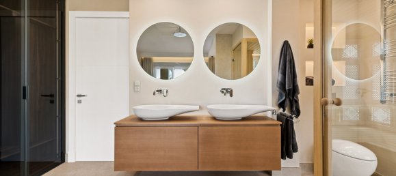 4 bedrooms Apartment in Estepona, Spain No. 4626 13