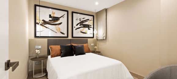 4 bedrooms Apartment in Estepona, Spain No. 4626 8