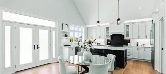 4 bedrooms House in Clarington, Canada No. 649 10