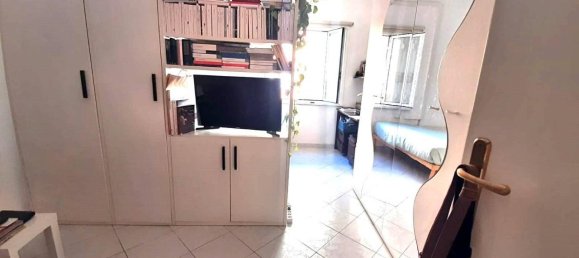 Studio in Rome, Italy No. 28901 2