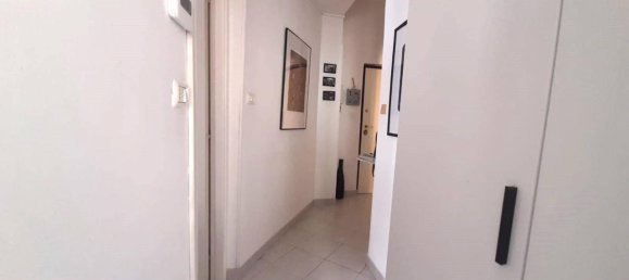 Studio in Rome, Italy No. 28901 6