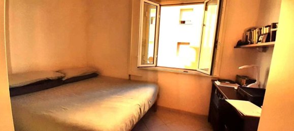 Studio in Rome, Italy No. 28901 3