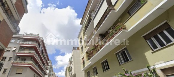 2 bedrooms Apartment in Rome, Italy No. 321413 2
