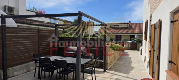 4 bedrooms House in Montebelluna, Italy No. 323274 12