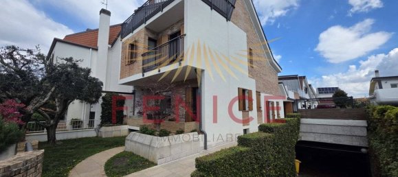 4 bedrooms House in Montebelluna, Italy No. 323274 2