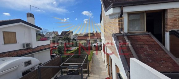 4 bedrooms House in Montebelluna, Italy No. 323274 10