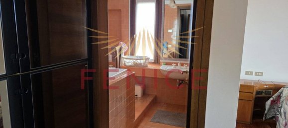 4 bedrooms House in Montebelluna, Italy No. 323274 35