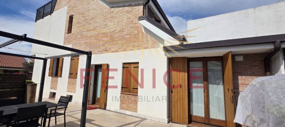 4 bedrooms House in Montebelluna, Italy No. 323274 11