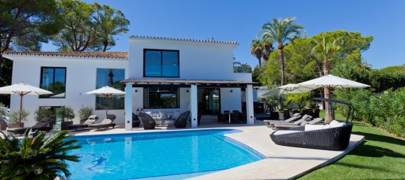 4 bedrooms Villa in Marbella, Spain No. 9909 6