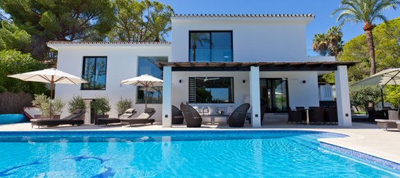 4 bedrooms Villa in Marbella, Spain No. 9909 5
