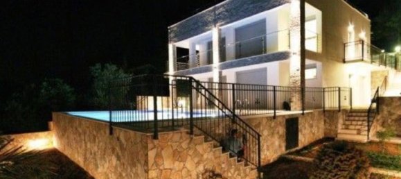 4 bedrooms Commercial property in Herceg Novi, Montenegro No. 149 4