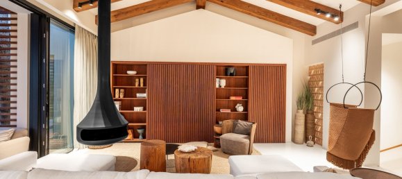 5 bedrooms Villa in Marbella, Spain No. 109038 17