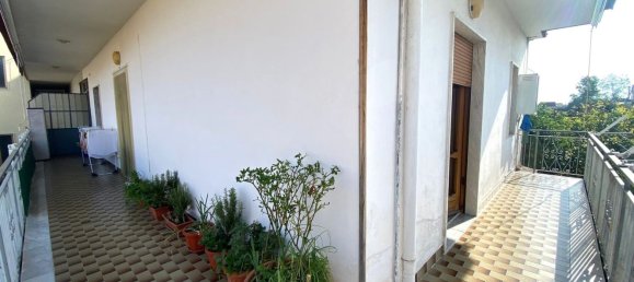 Casa de 5 habitaciónes en Brusciano, Italy No. 94467 13