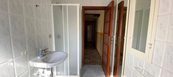 Casa de 5 habitaciónes en Brusciano, Italy No. 94467 42