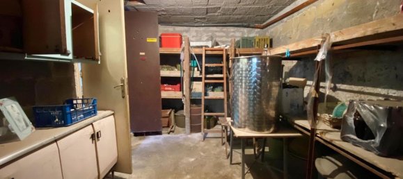 Casa de 5 habitaciónes en Brusciano, Italy No. 94467 47