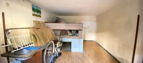 Casa de 5 habitaciónes en Brusciano, Italy No. 94467 44