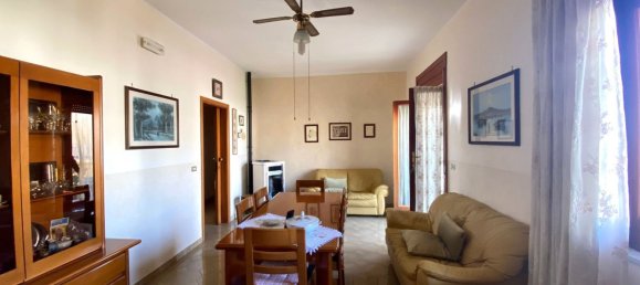 Casa de 5 habitaciónes en Brusciano, Italy No. 94467 8