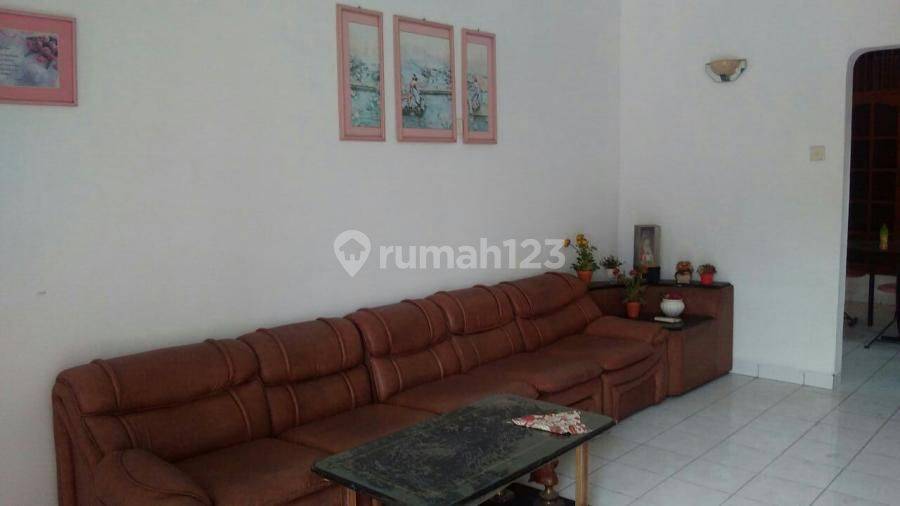 4 bedrooms House in Kebon Jeruk, Indonesia No. 1375