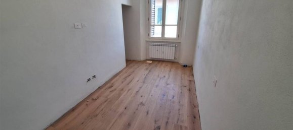 2 bedrooms Penthouse in Florence, Italy No. 337275 4