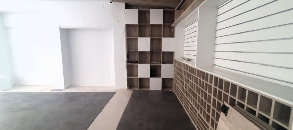 Imóvel comercial em Granada, Spain 320 m² N.º 151241 2