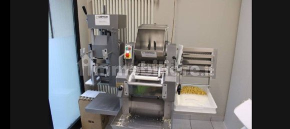 Коммерческая недвижимость с 3 комнатами в Комо, Италия № 254602 5