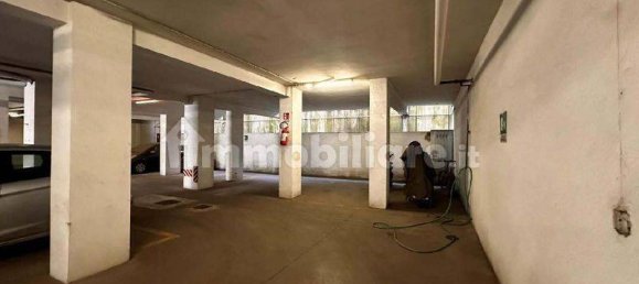 6 bedrooms Apartment in Rome, Italy No. 316419 6