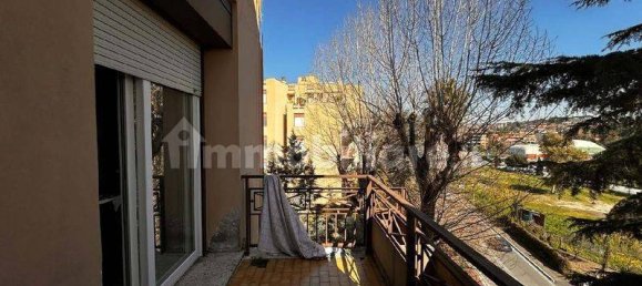 6 bedrooms Apartment in Rome, Italy No. 316419 5