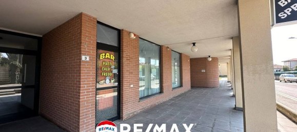 3-salle Propriété commerciale à Gavirate, Italy No. 54861 13