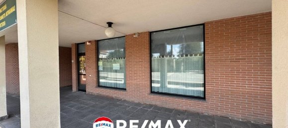 3-salle Propriété commerciale à Gavirate, Italy No. 54861 15