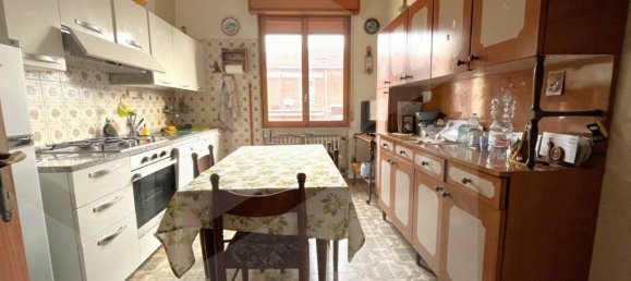 3 rooms Apartment in Sassuolo, Italy No. 33598 22