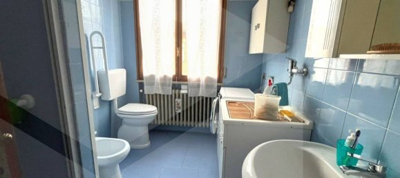 3 rooms Apartment in Sassuolo, Italy No. 33598 32