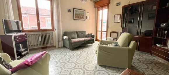 3 rooms Apartment in Sassuolo, Italy No. 33598 3