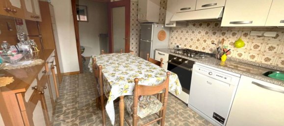 3 rooms Apartment in Sassuolo, Italy No. 33598 6