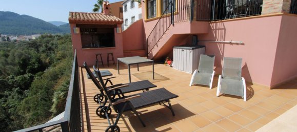 5 bedrooms House in Orba, Spain No. 151943 3