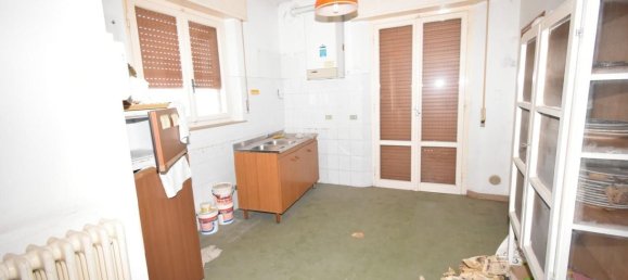 7-Zimmer Wohnung in San Giuliano Terme, Italy, Nr. 133116 12