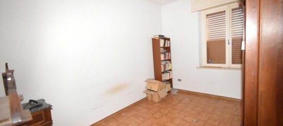 7-Zimmer Wohnung in San Giuliano Terme, Italy, Nr. 133116 5