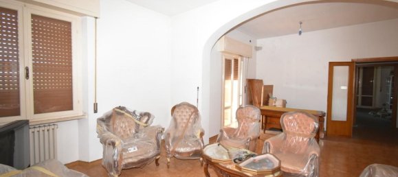 7-Zimmer Wohnung in San Giuliano Terme, Italy, Nr. 133116 9