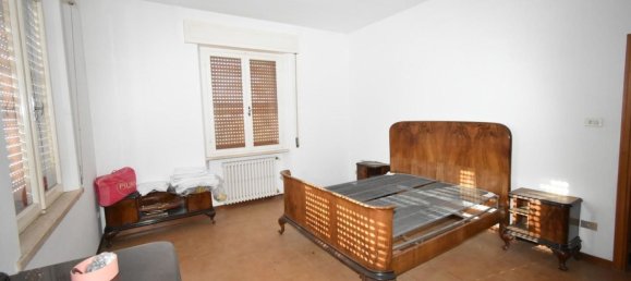 7-Zimmer Wohnung in San Giuliano Terme, Italy, Nr. 133116 25