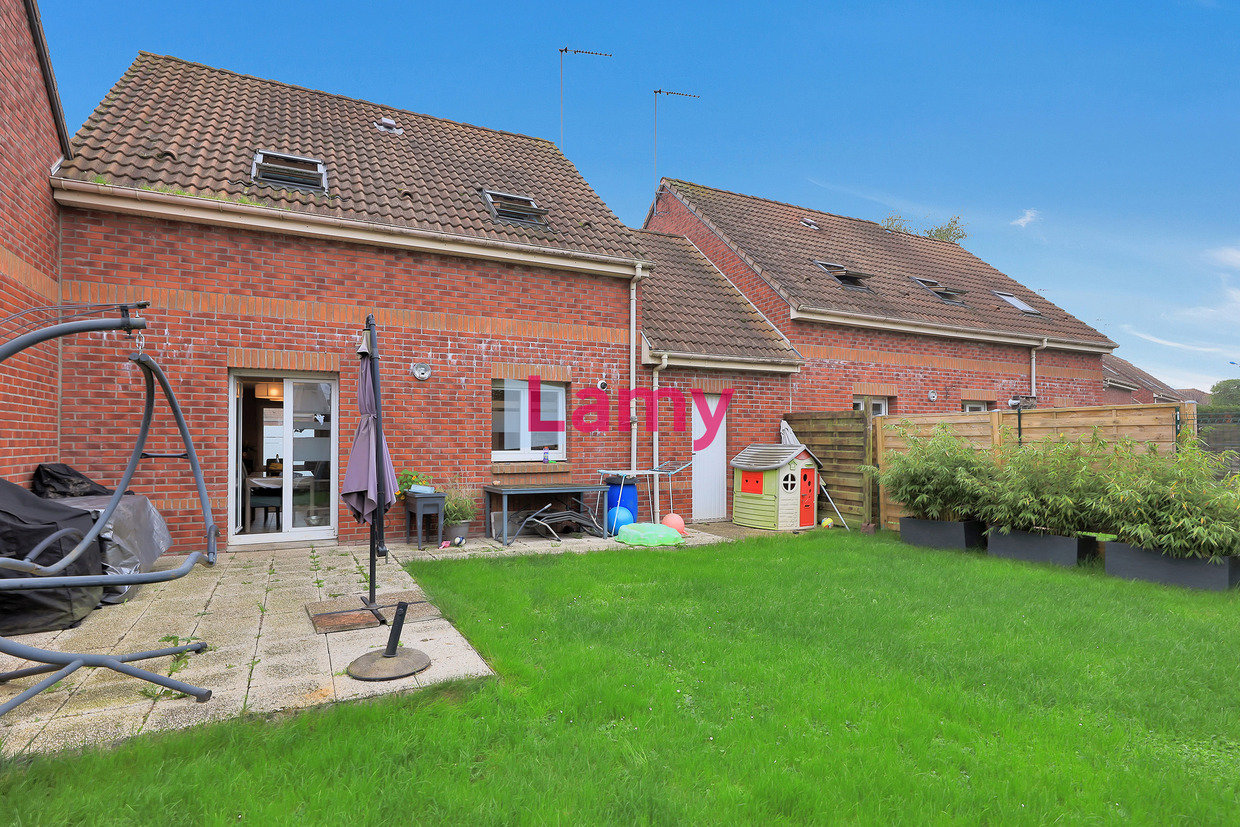 3 bedrooms House in La Bassee, France No. 218259