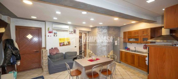 Квартира с 2 спальнями в Мессина, Италия № 321051 11