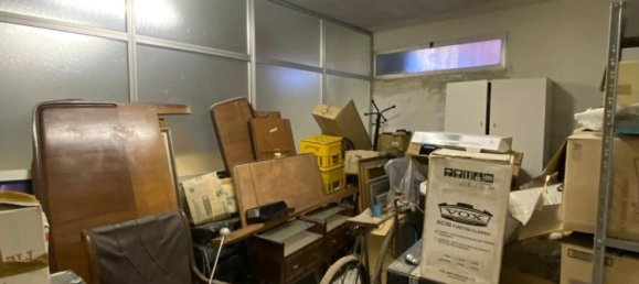 527m² Commercial property in Naples, Italy No. 349401 15