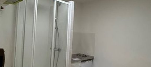 1 bedroom Apartment in Paris, France No. 310731 5