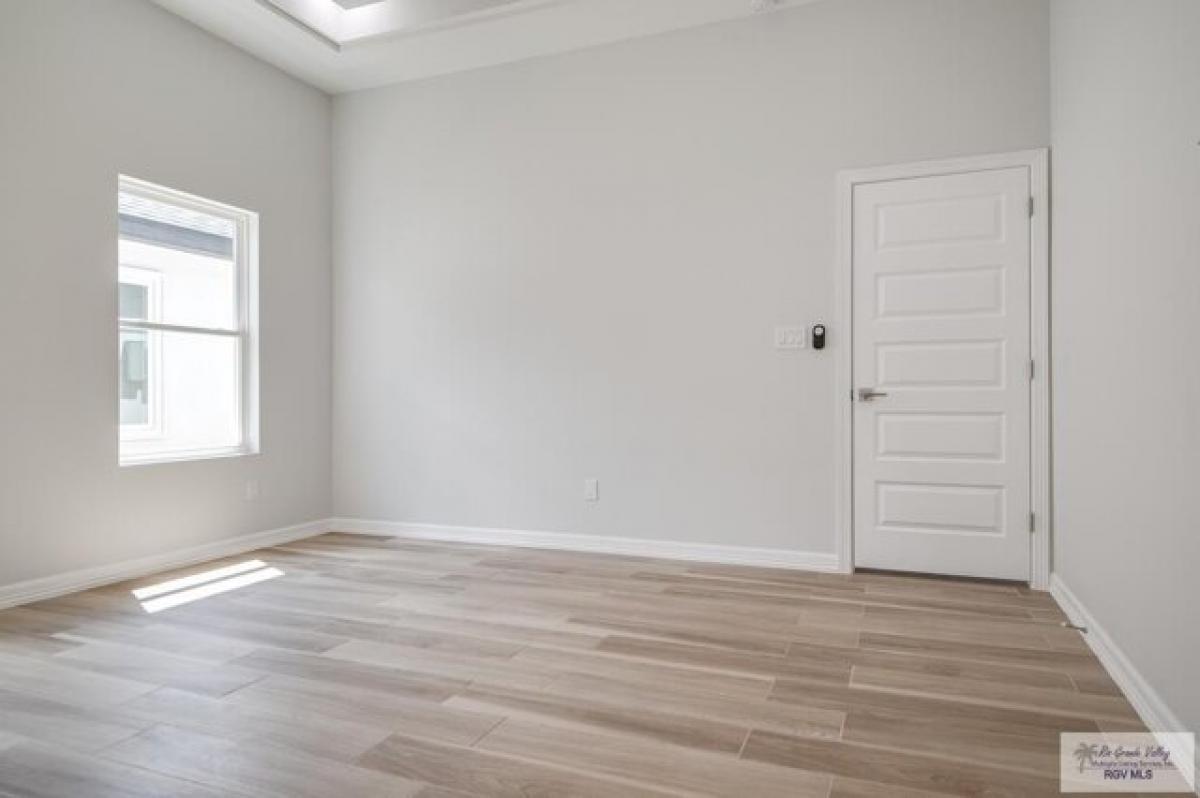 Дом с 3 спальнями в Brownsville, США № 301651