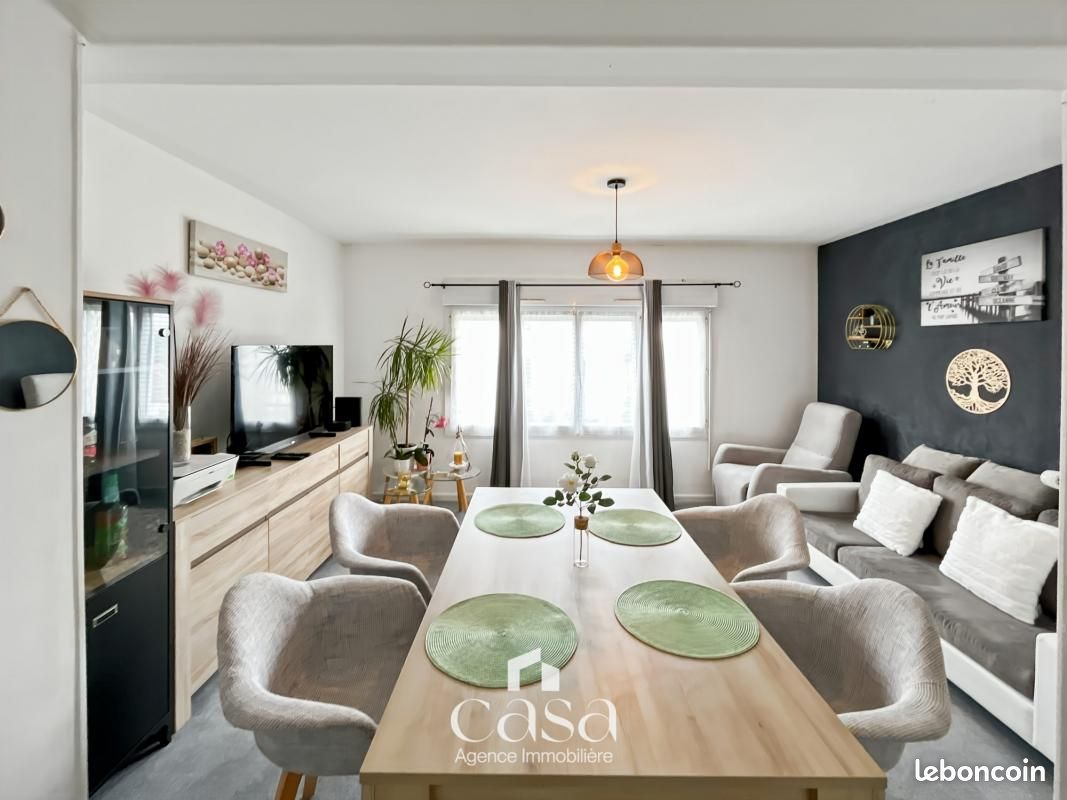 Квартира с 3 спальнями в Кан, Франция № 356535