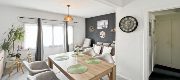 Квартира с 3 спальнями в Кан, Франция № 356535 2