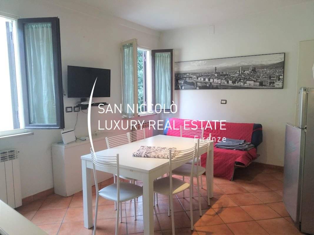 3 bedrooms Apartment in Florence, Italy No. 207359